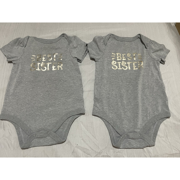 3 Sets Of Twin Girls Bodysuits Size 12 Month - Picture 3 of 5